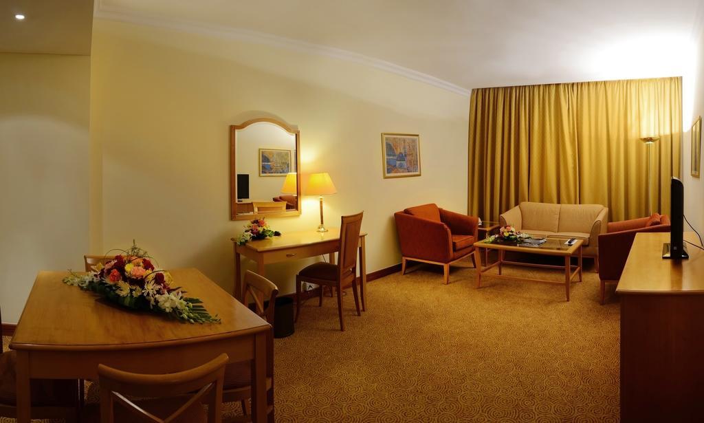 Swiss-Belhotel Sharjah Eksteriør bilde